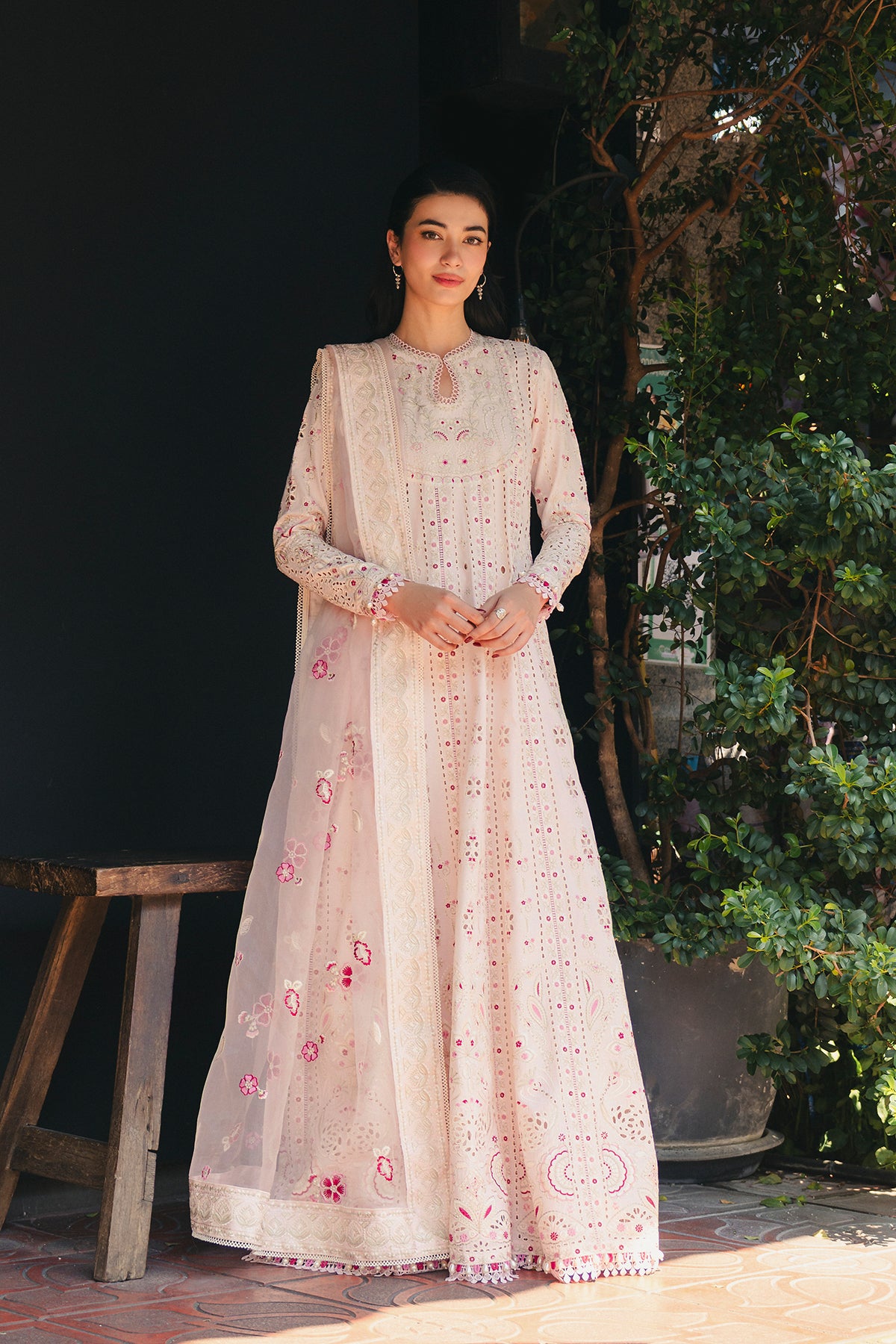 luxury summer outfit