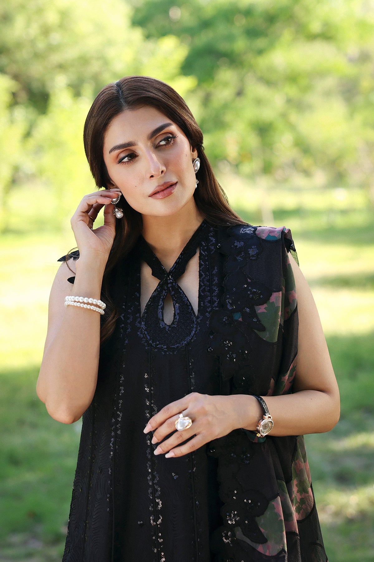 luxury lawn brands in Pakistan