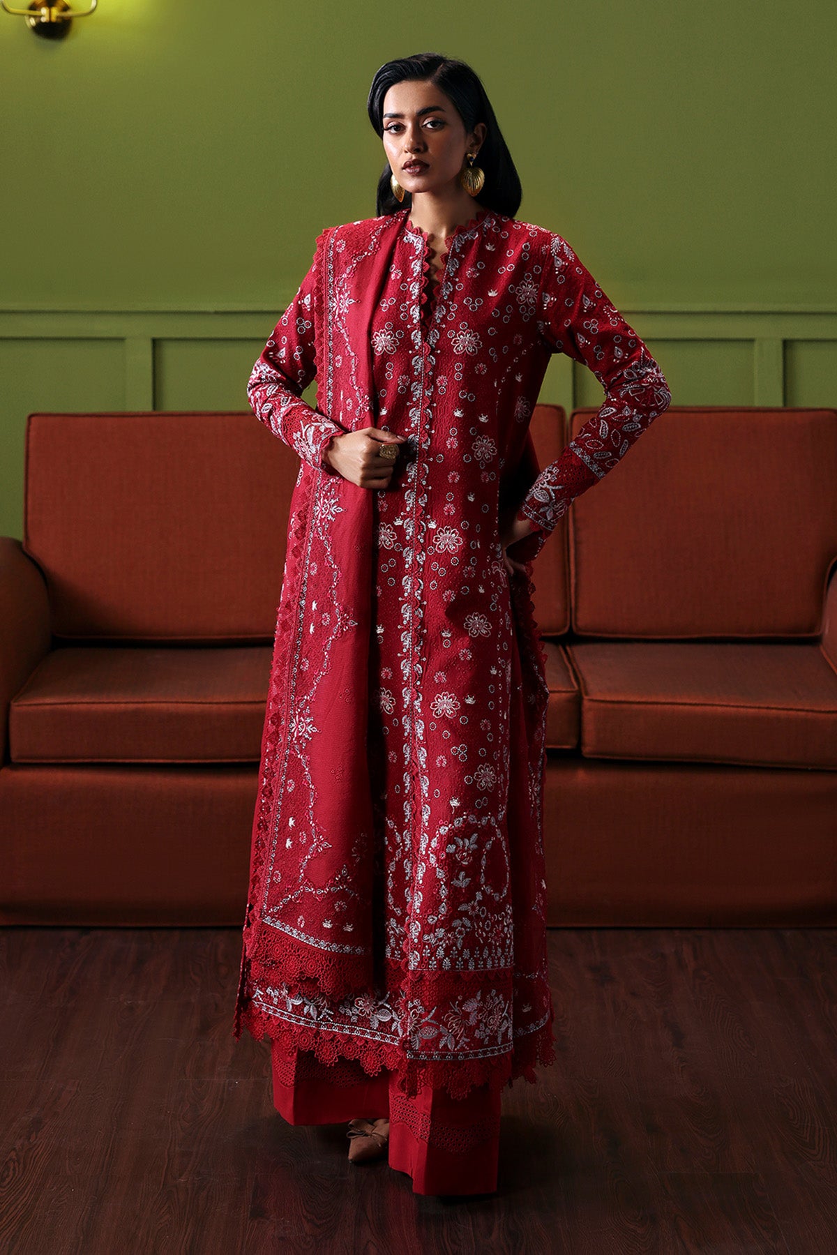 lawn embroidered dresses Designer Embroidered Lawn