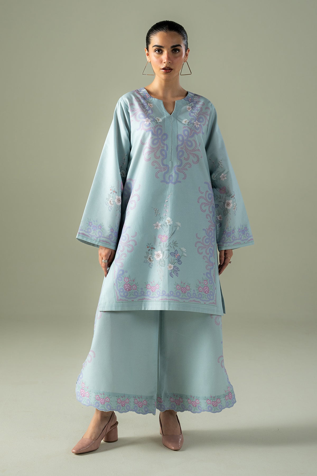 luxury lawn brands in pakistan