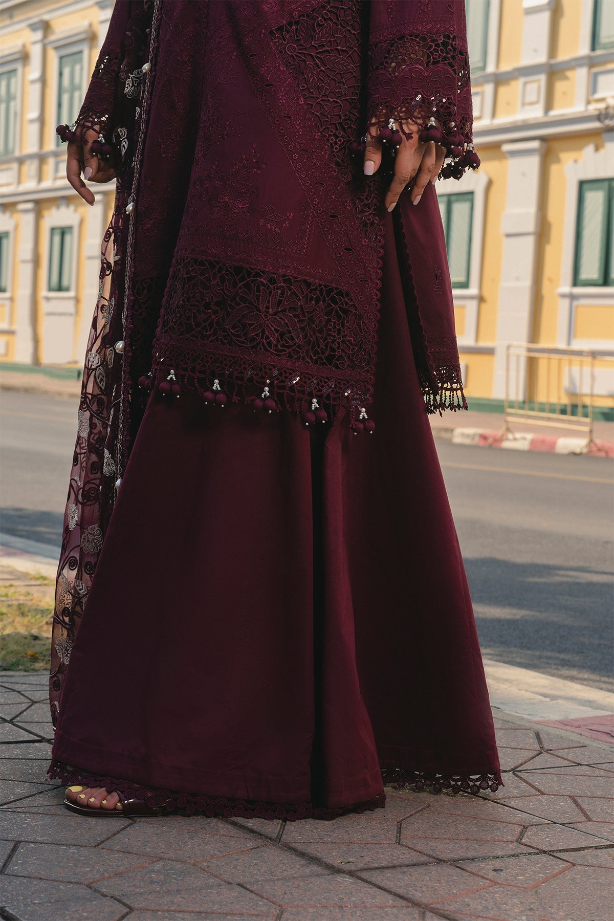 designer lawn suits Afrozeh