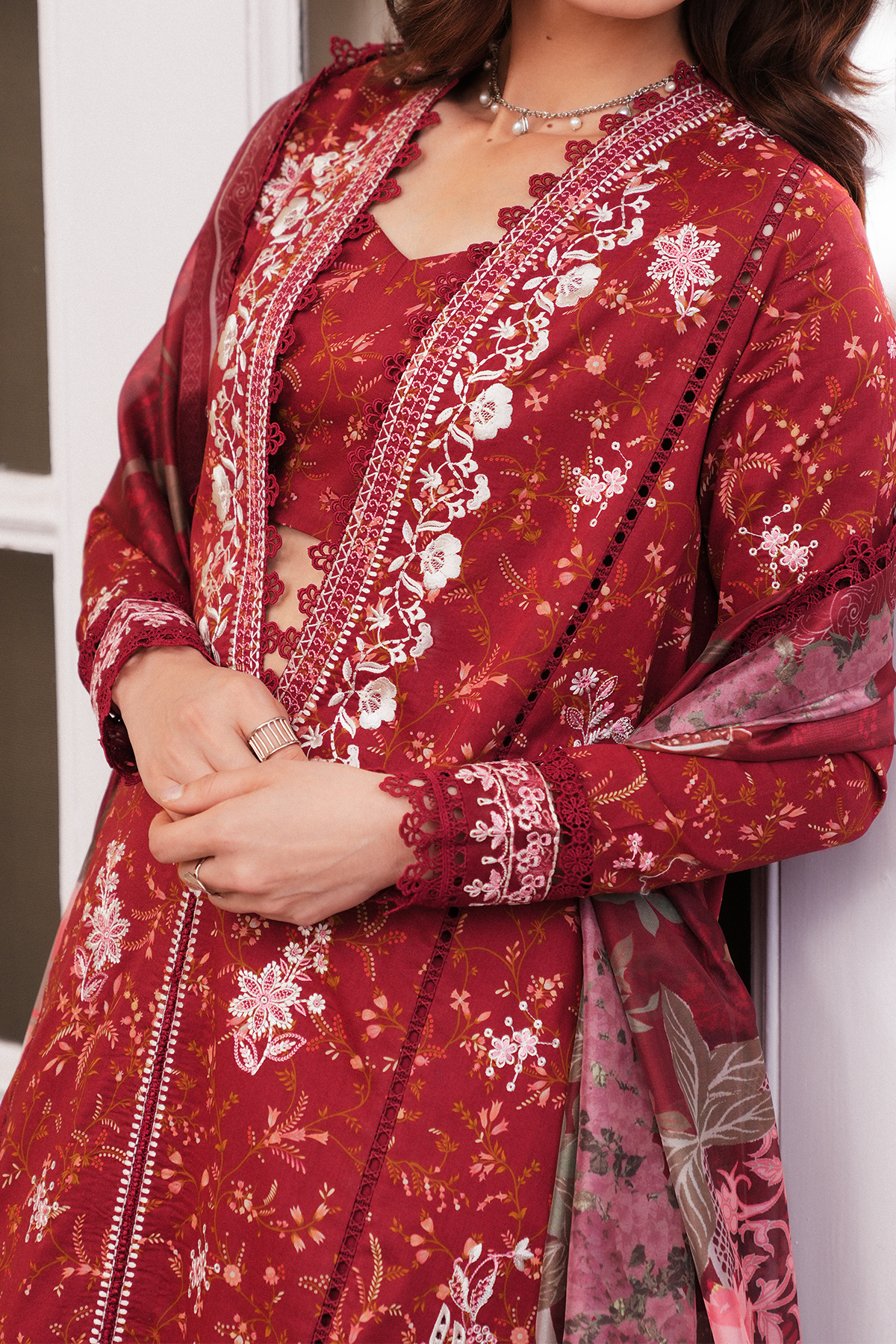 summer lawn outfit Pakistan