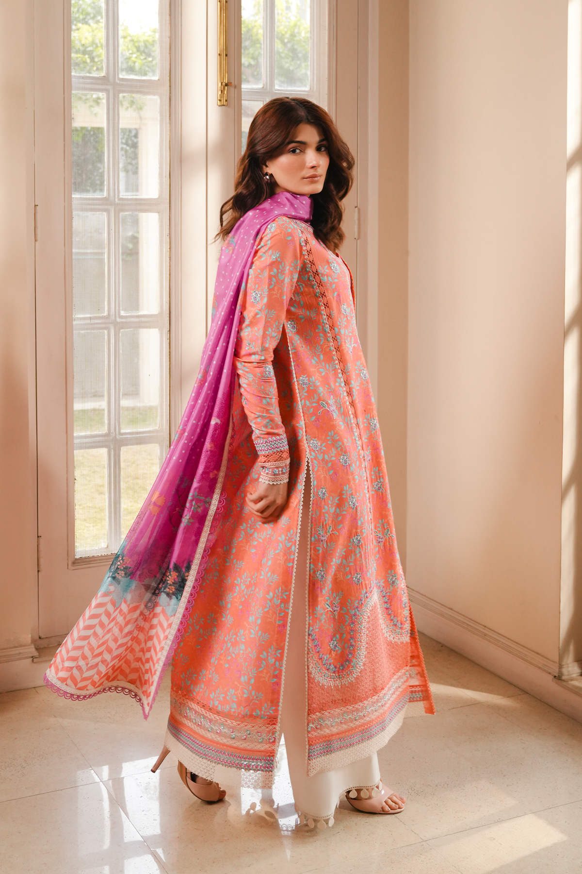 unstitched lawn suit