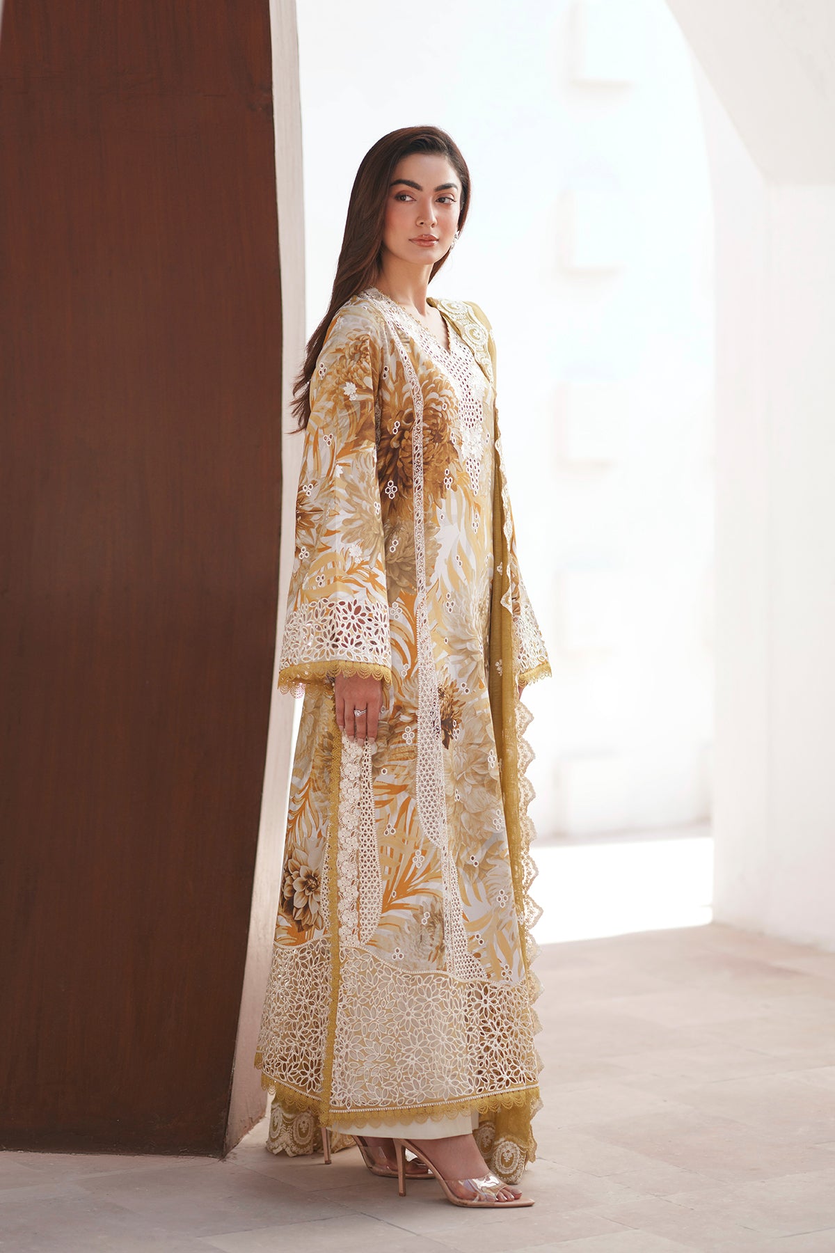 best lawn fabric in Pakistan