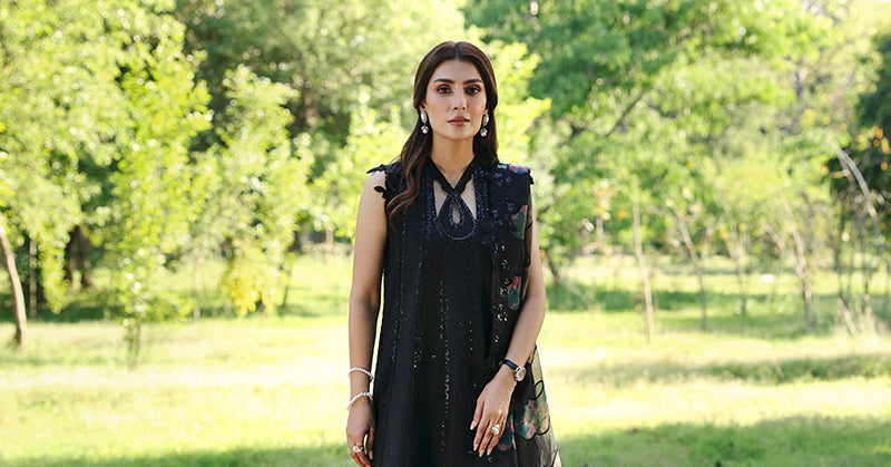 Luxury Lawn Dresses in Pakistan | Best Designer Lawn Suits & Summer Collection 2026