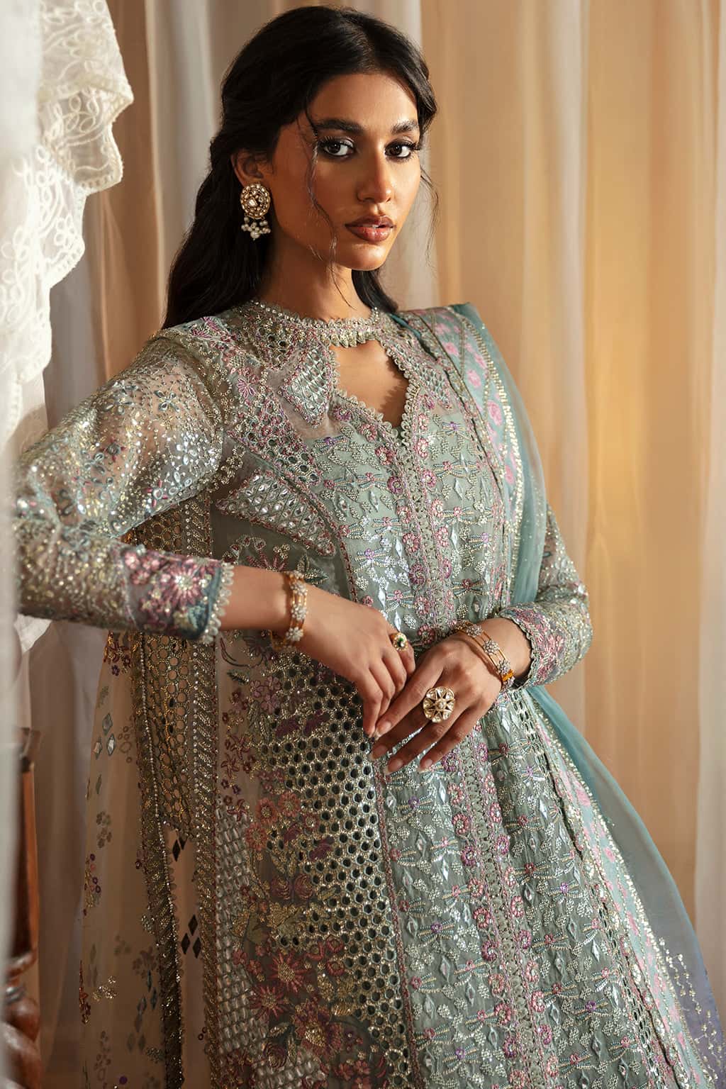 ladies dress in Pakistan