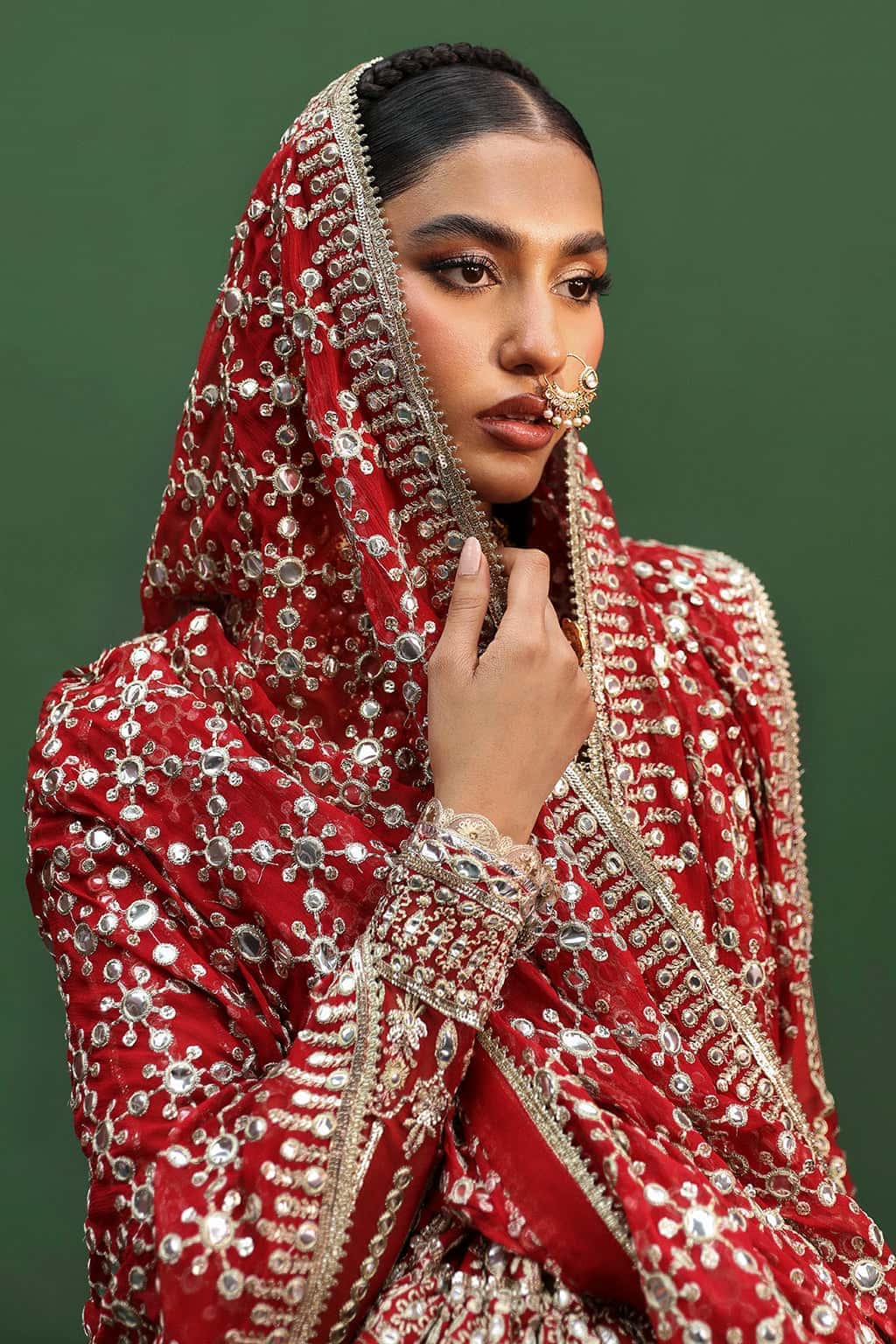 Pakistani outfit women