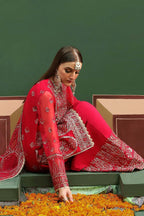 Pakistani party outfits