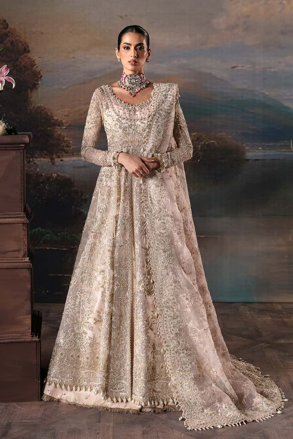 Latest Pakistani Designers Bridal Dresses & Embroidery Collections, Wedding  Lehenga, Sharar… | Pakistani bridal dresses, Pakistani bridal, Pakistani  wedding outfits