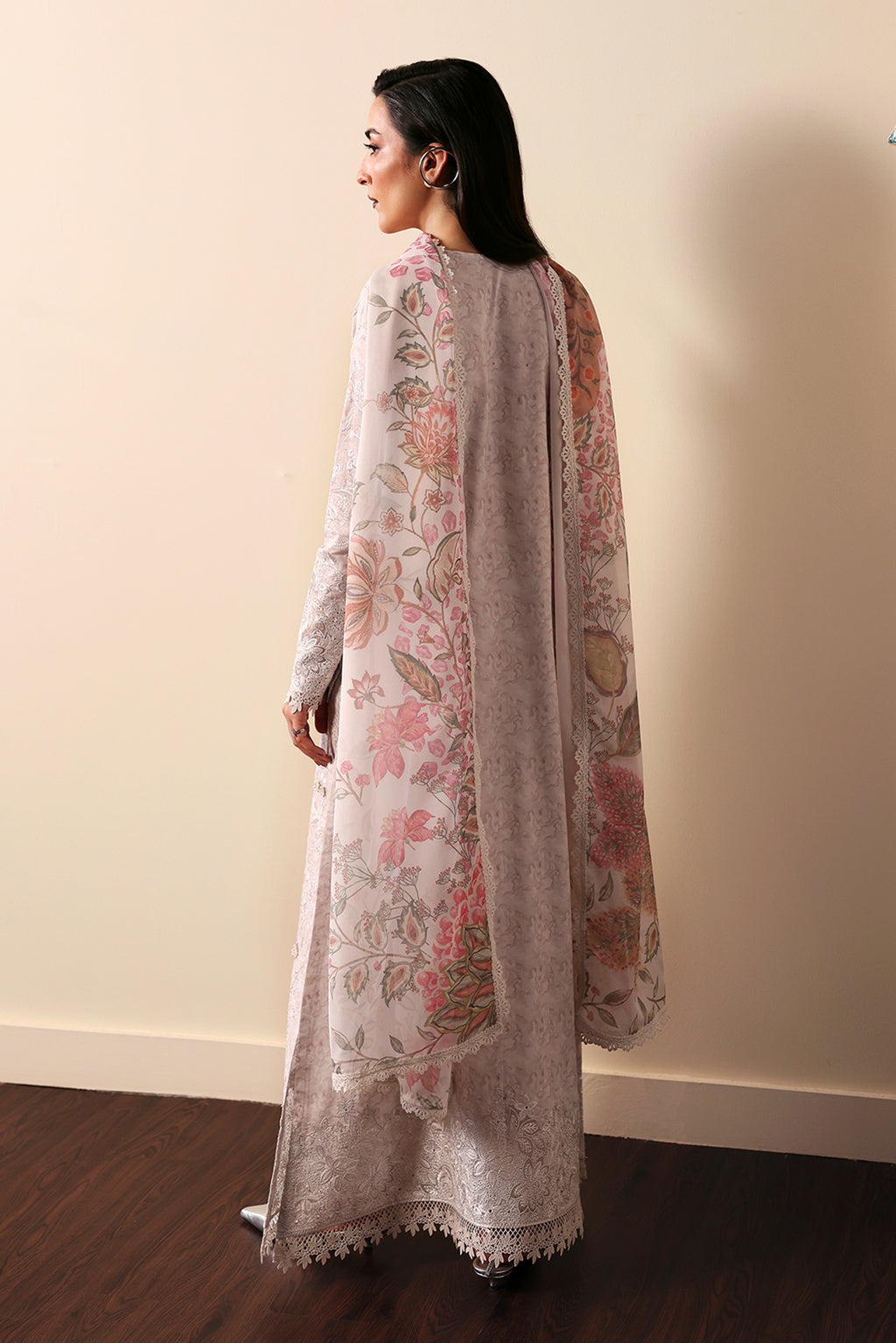 luxury lawn collection 2025