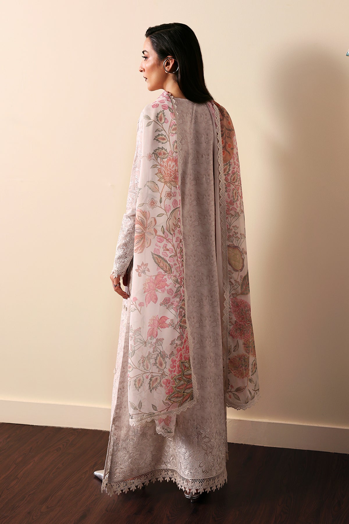 luxury lawn collection 2025