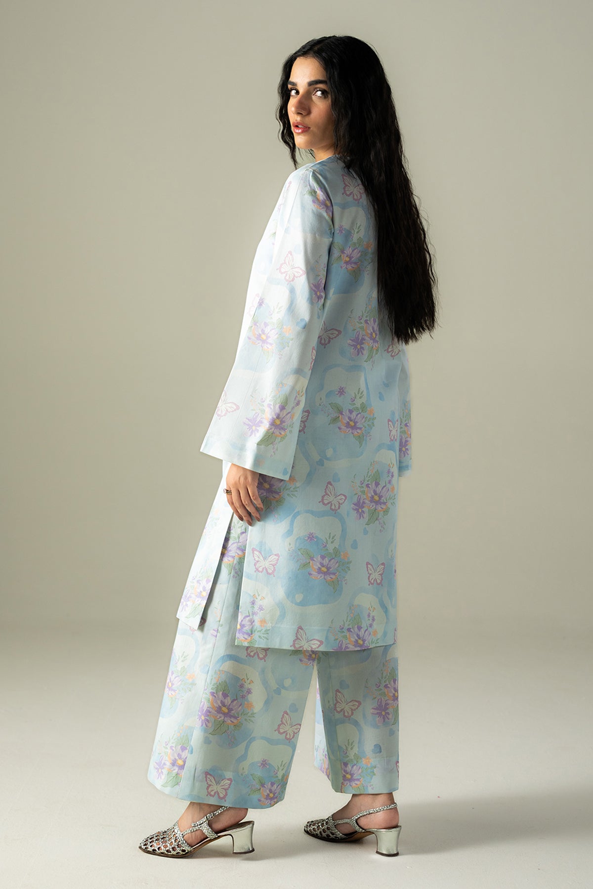 lawn suits online