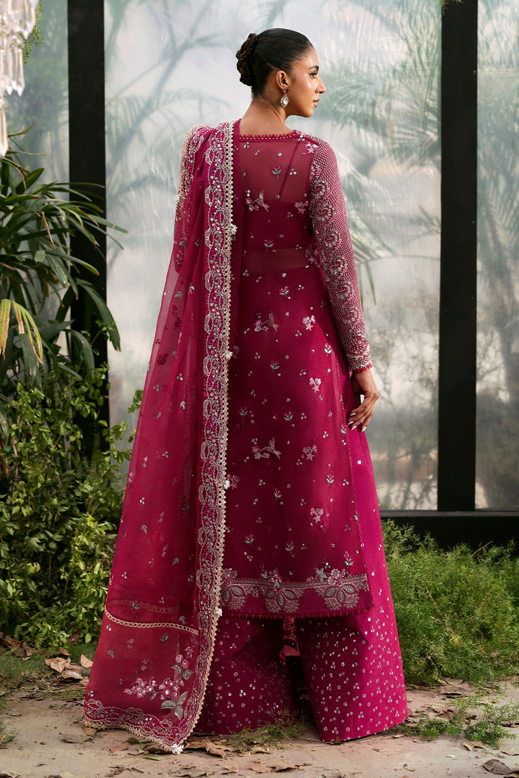 luxury dresses brands Pakistan