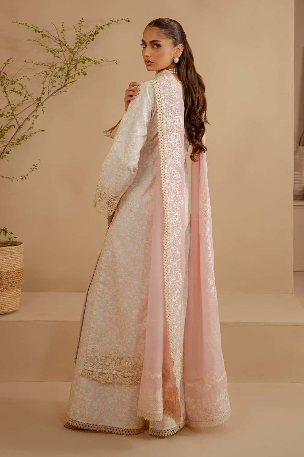 wedding outfits Pakistani