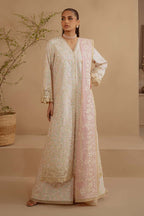 traditional pakistani wedding dress