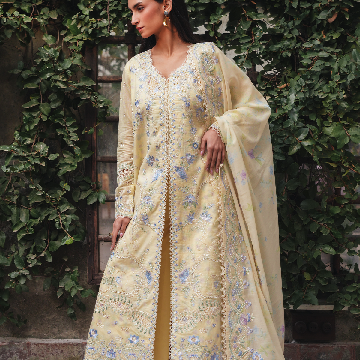 afrozeh orange dress AFROZEH BURNT ORANGE LUXURY WEDDING EDITION| UNSTITCHED COLLECTION| TO Shaebiz Collection