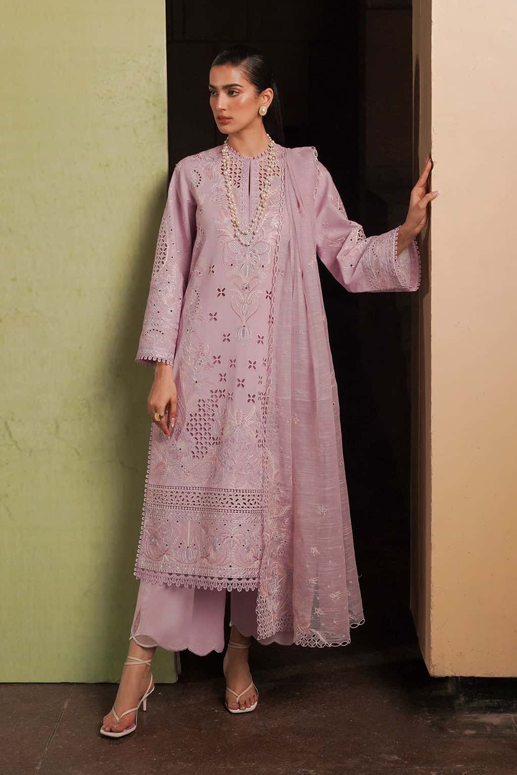 lawn embroidered dresses 