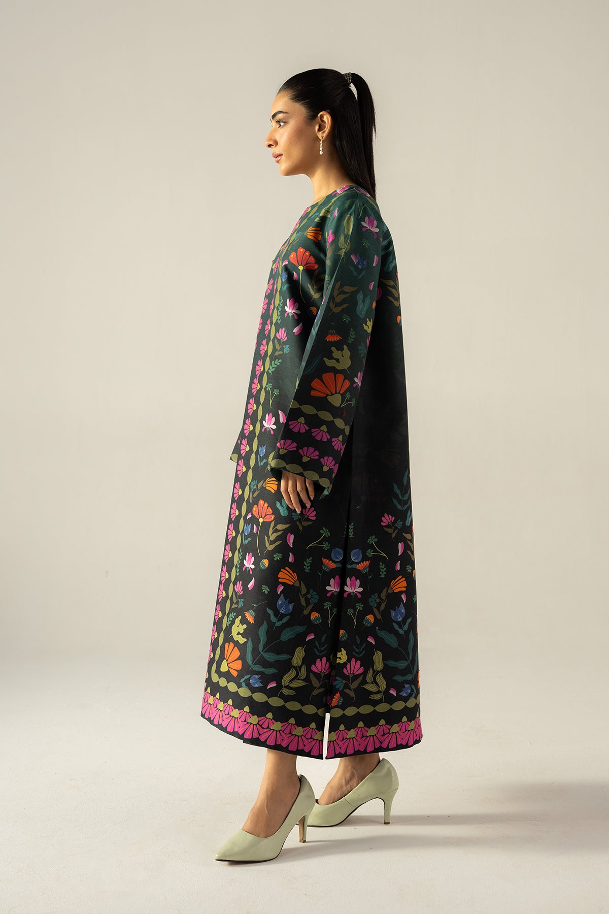 luxury lawn brands in Pakistan
