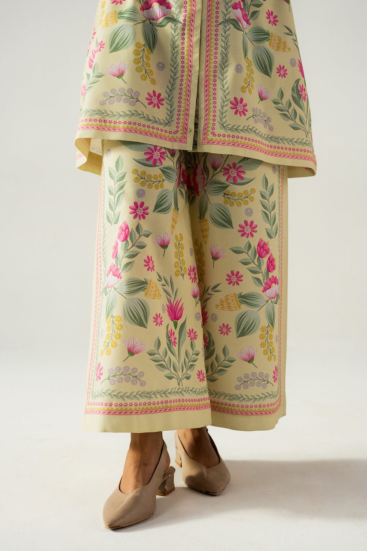 lawn suits online