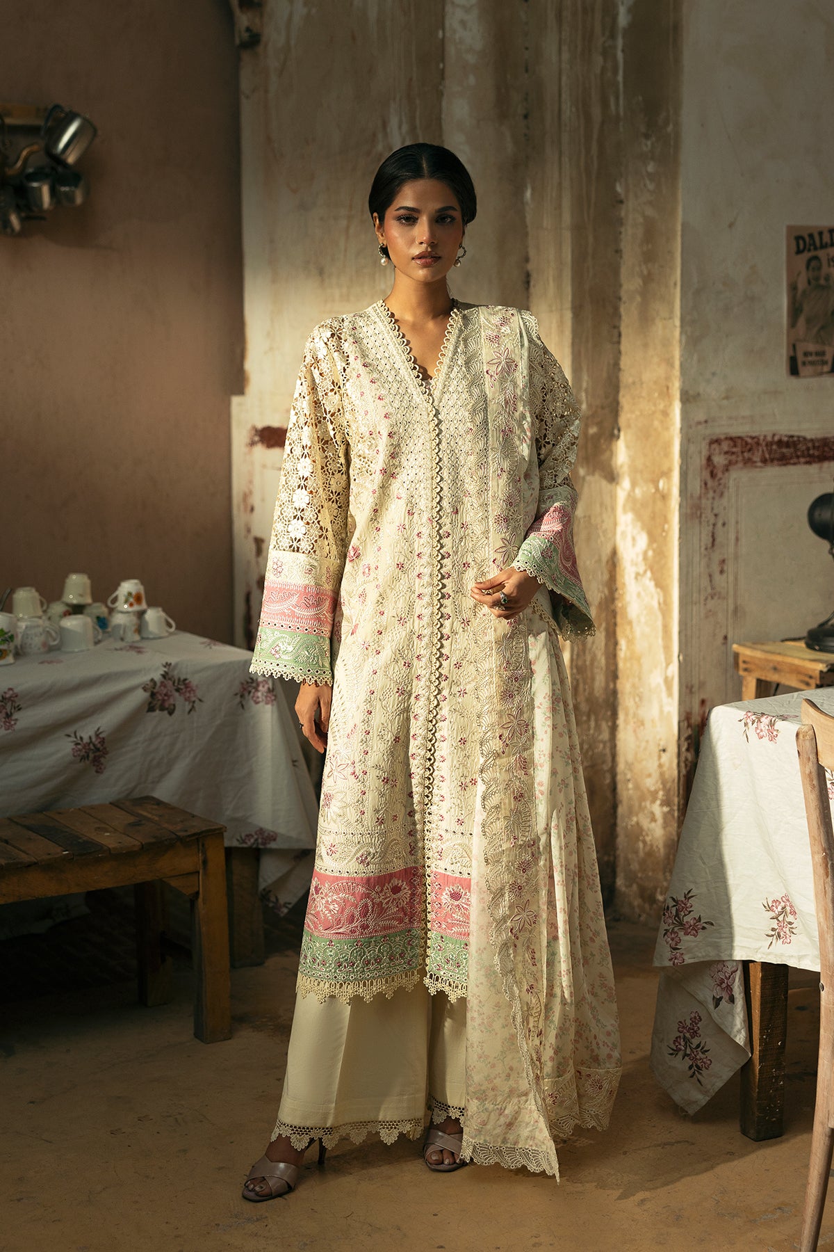 embroidery dupatta