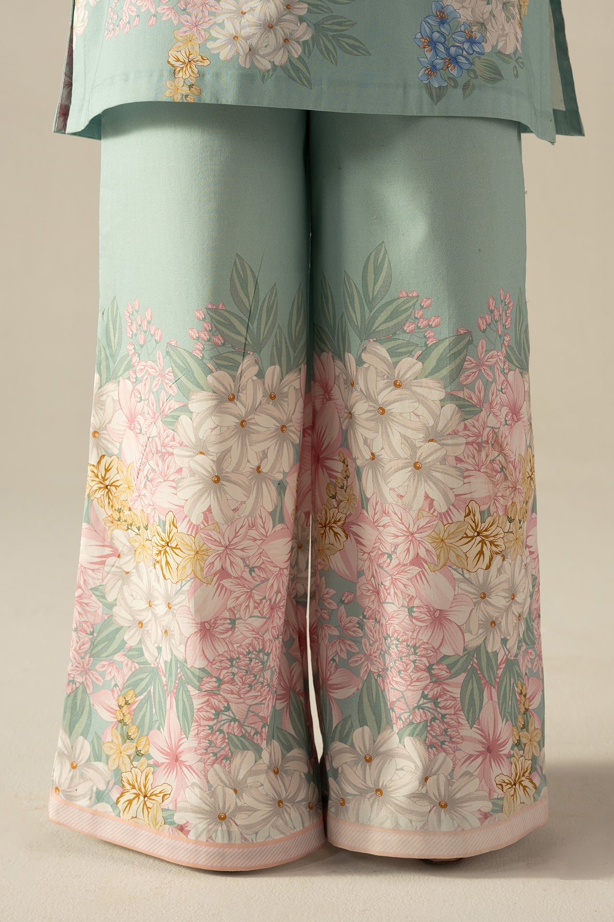 online summer collection