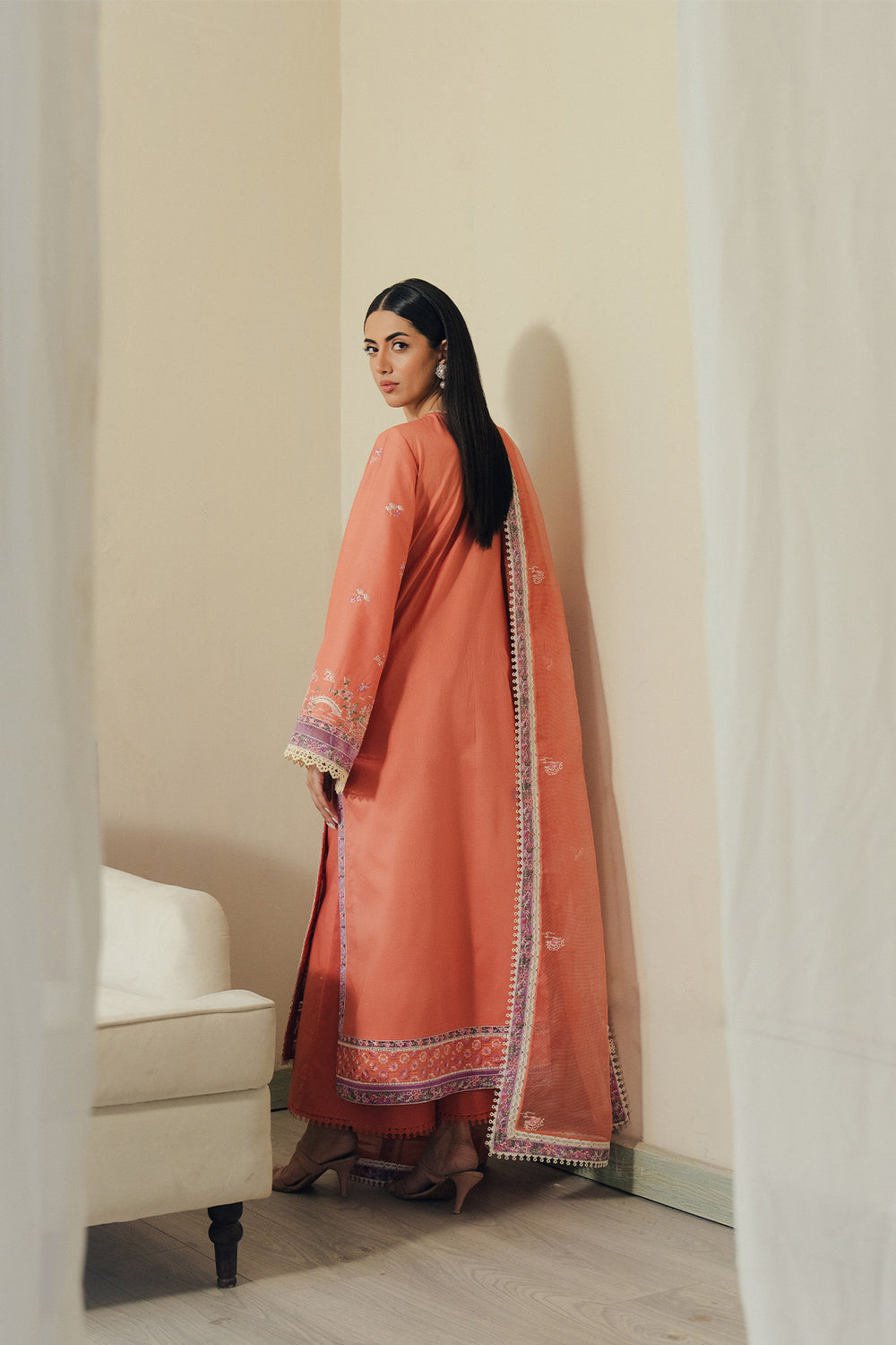 Skyhush Lawn Suit 2026 – Afrozeh Trendy Summer Outfit